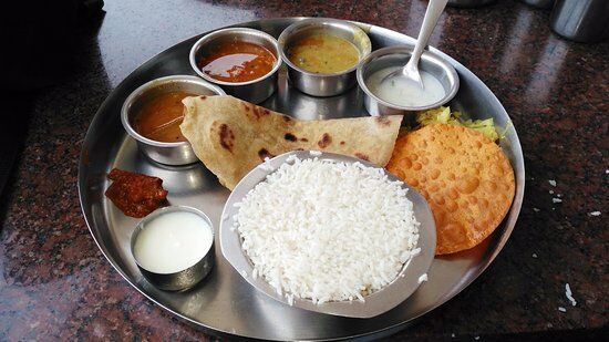 Naveen Beach Restaurant